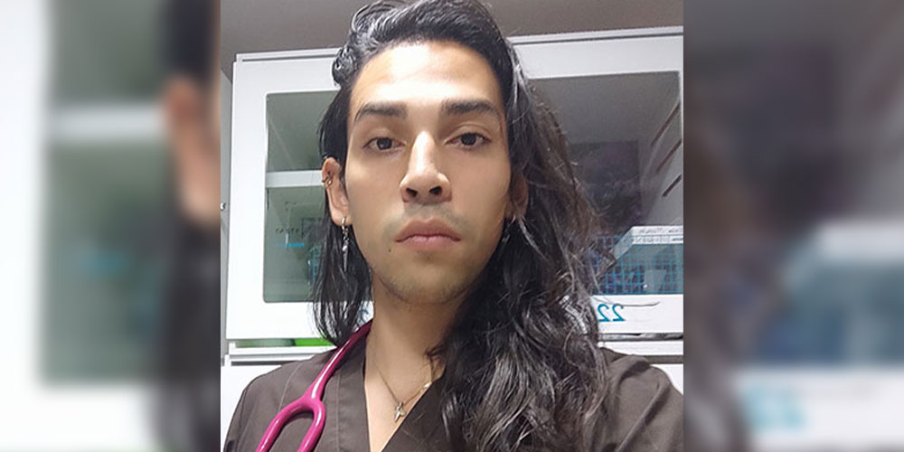 Pablo Navarro Carrillo, Mission Veterinary Clinic Granada Hills team member expanded bio portrait